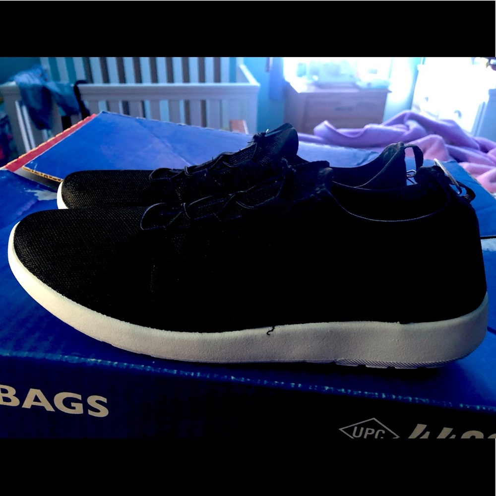 Ladies no tie Canvas Shoes